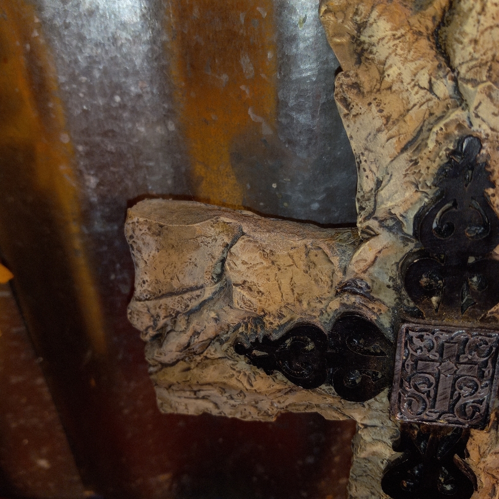 Decorative Wall Cross - Picture 6 of 7